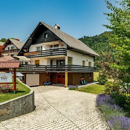 Apartment Valy - Free Bikes, Relaxing Terrace & Near Bled Exterior photo
